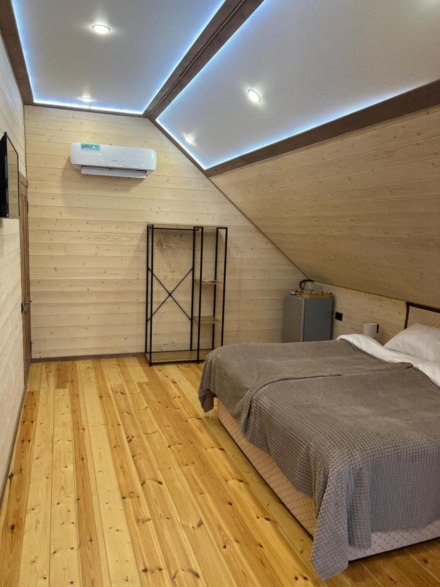 Maru House Hotel Дилиян Екстериор снимка