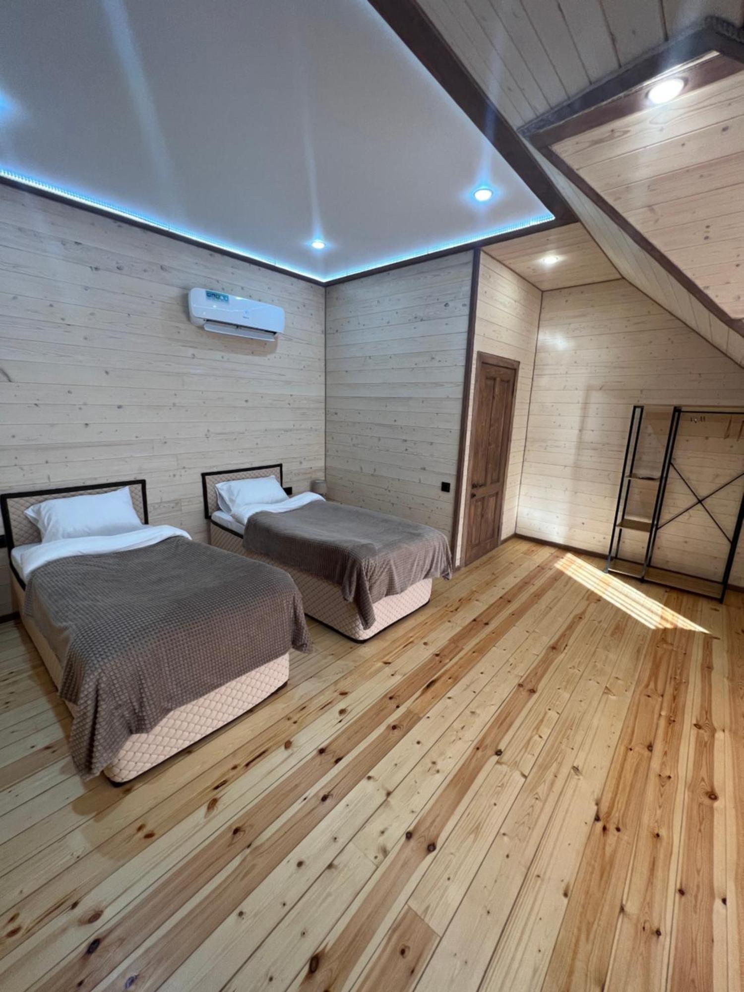 Maru House Hotel Дилиян Екстериор снимка