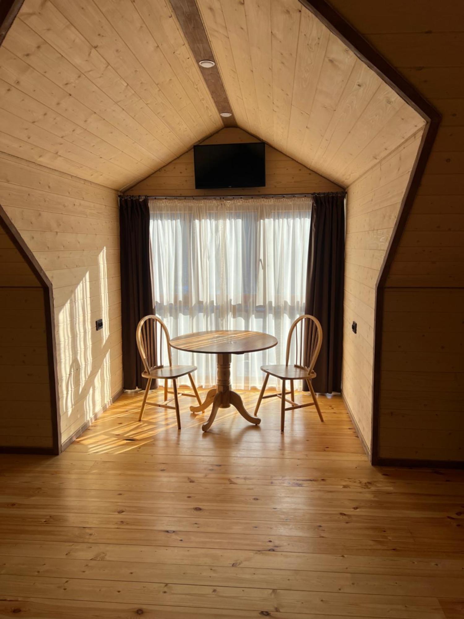 Maru House Hotel Дилиян Екстериор снимка