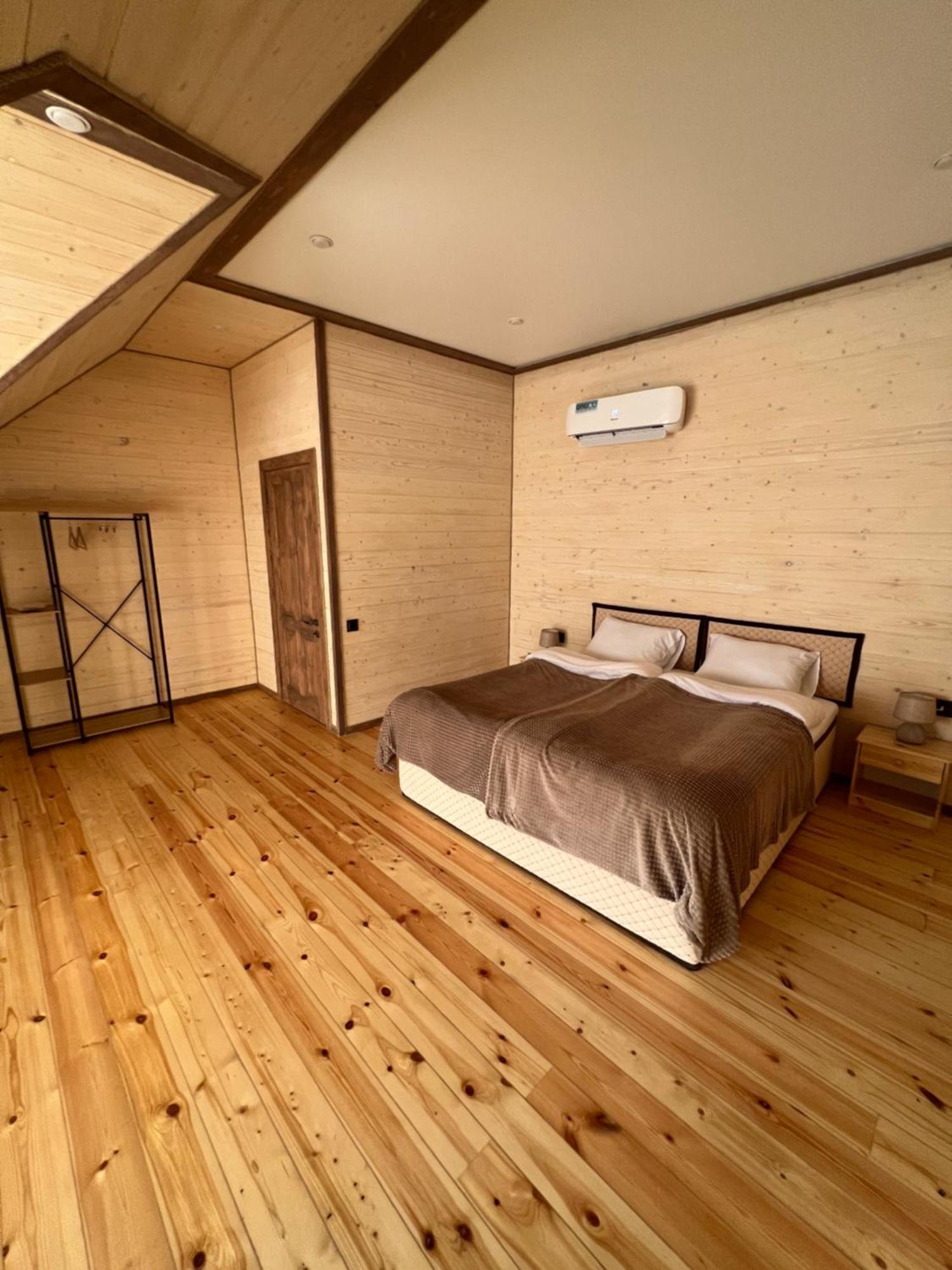 Maru House Hotel Дилиян Екстериор снимка