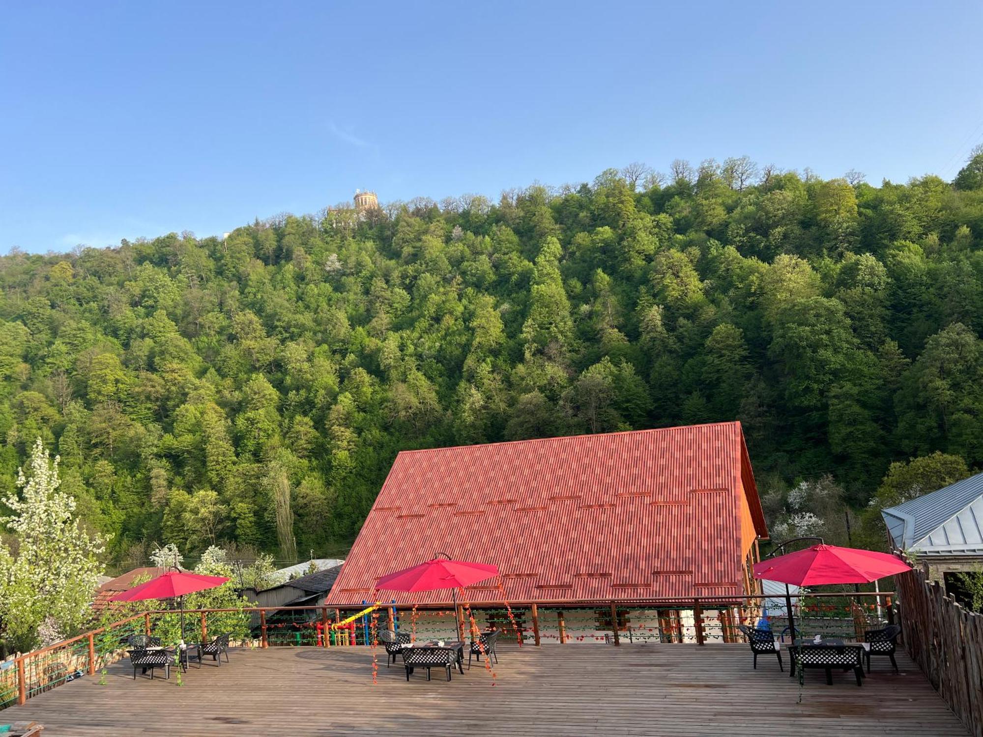 Maru House Hotel Дилиян Екстериор снимка