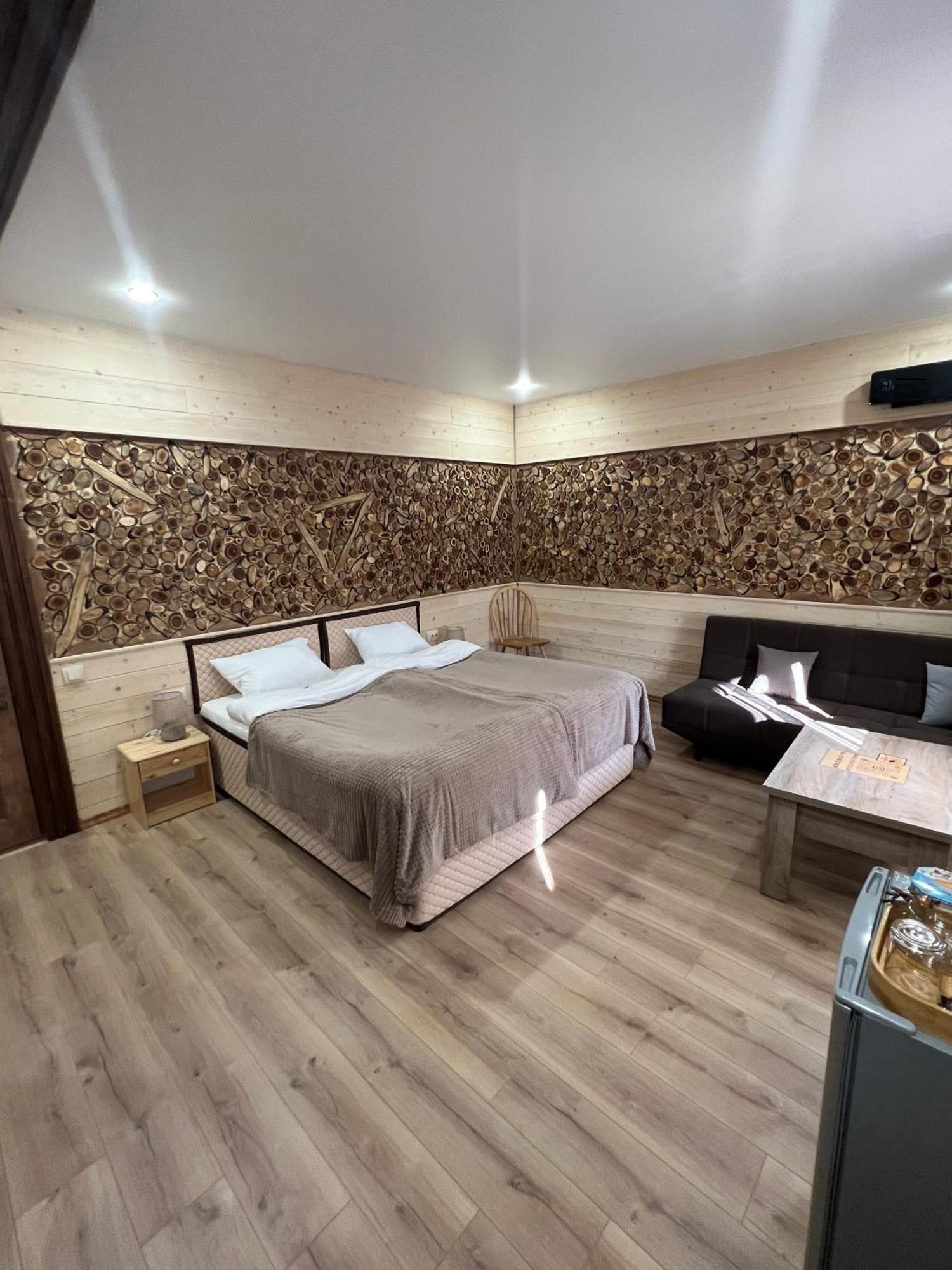 Maru House Hotel Дилиян Екстериор снимка